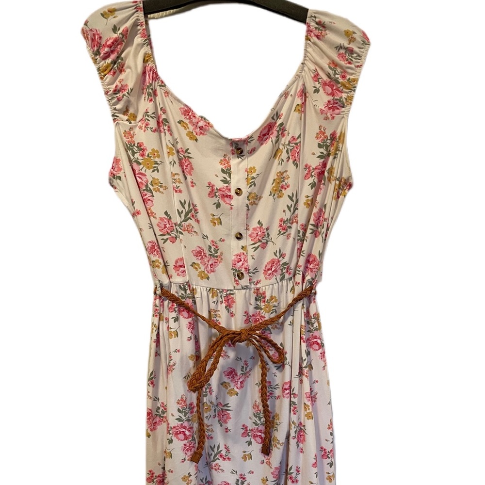 No Boundaries Juniors 3X floral high-low dress with belt